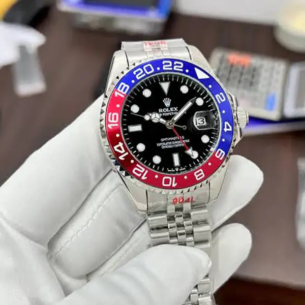 GMT-Master II Pepsi — lunette bleu & rouge